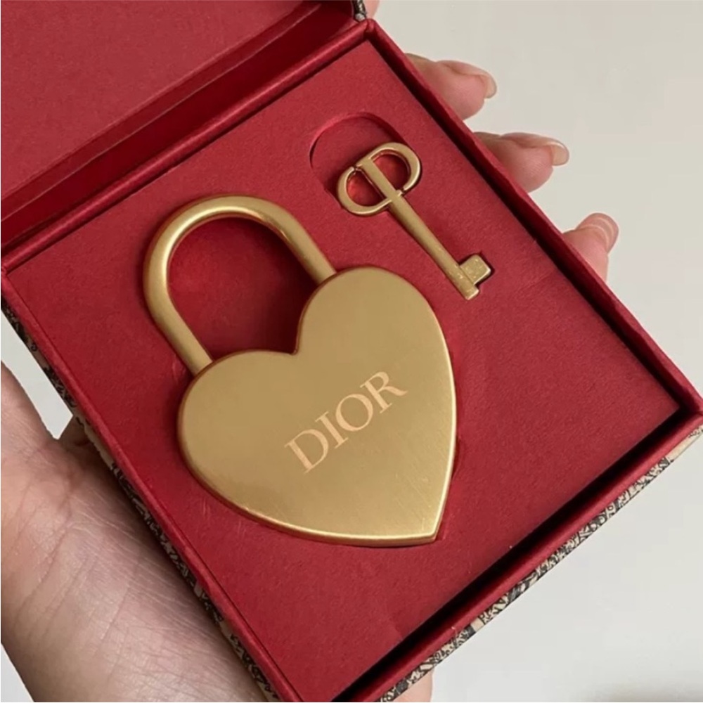 Dior Gold Heart Padlock with Key - Picture 3 of 7